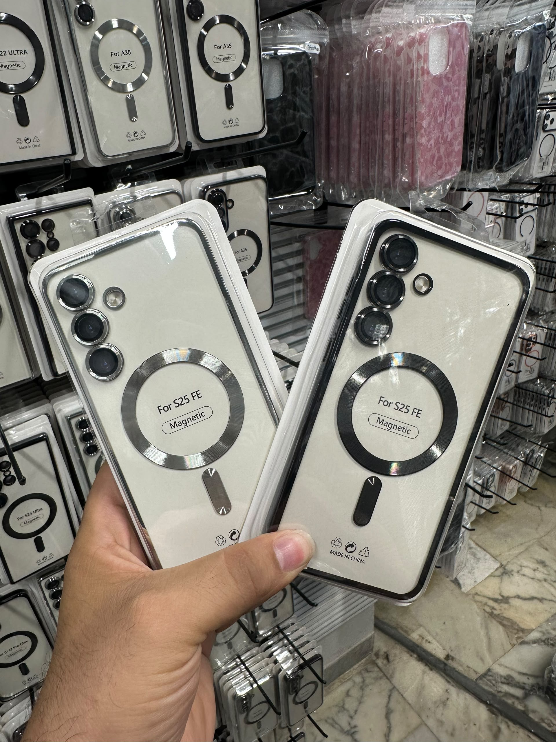 قاب مگ‌سیف Iphone 12 mini | قاب آهنربایی با حلقه مگ‌سیف، سازگار با شارژ بی‌سیم
